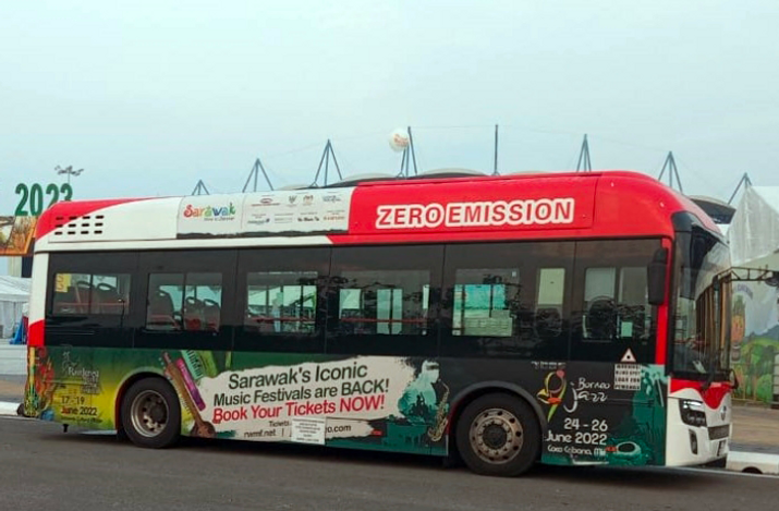  Sarawak Metro's hydrogen bus shuttle service during Sarawak Agrofest received great response