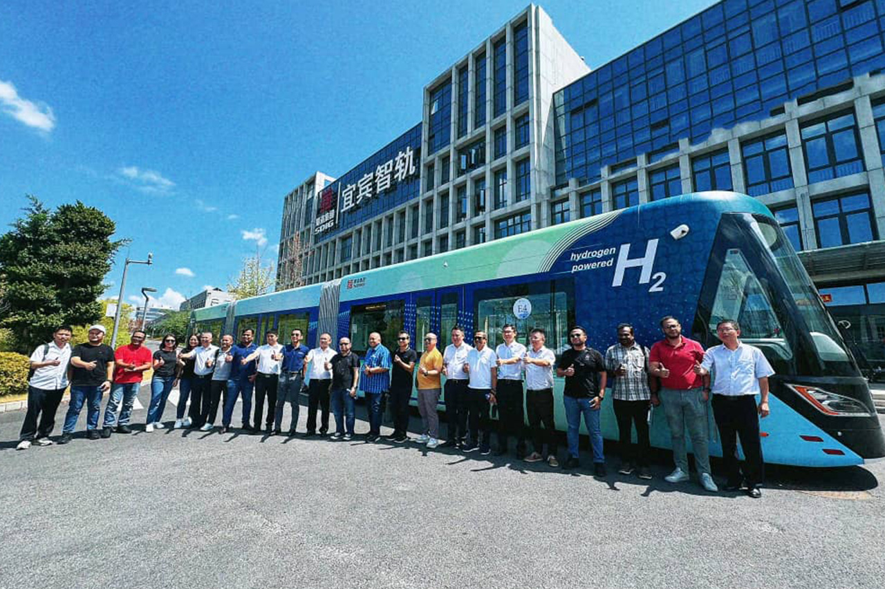 China’s Yibin City finds inspiration in Sarawak’s adoption of hydrogen powered ART vehicles