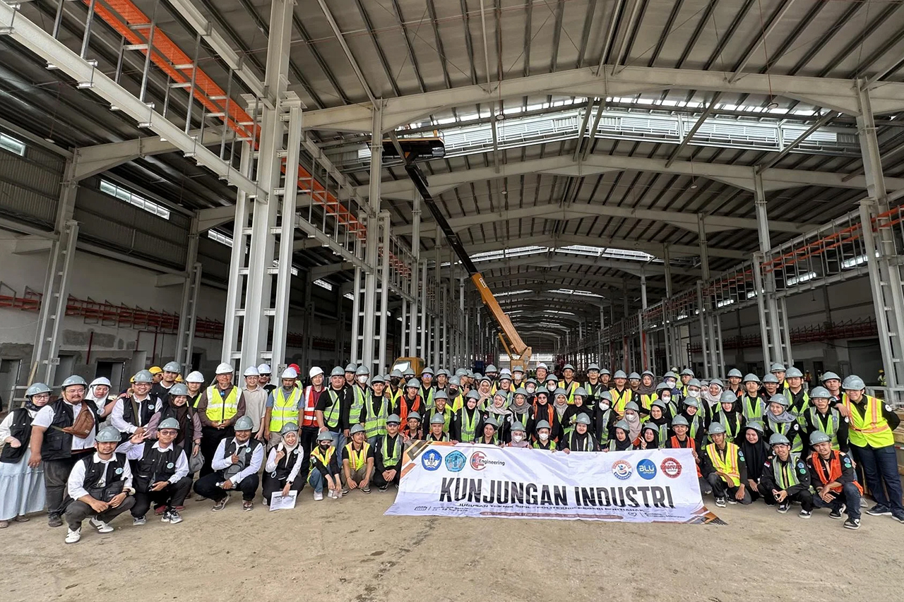 Pontianak poly students take closer look at KUTS project