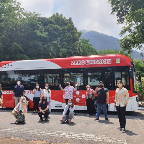 H2 Bus Ride to Damai Central with Spativate (a local Non-Profit Organisation)